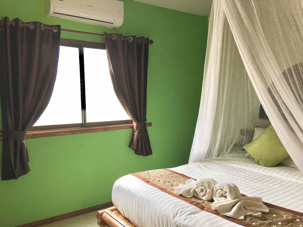 Deluxe Double Room, Garden Area
