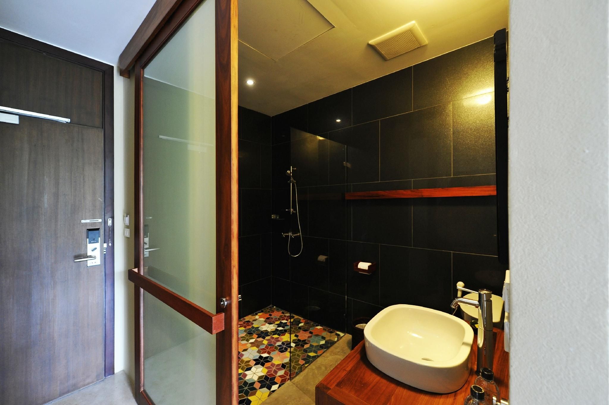 Family Room - Street View