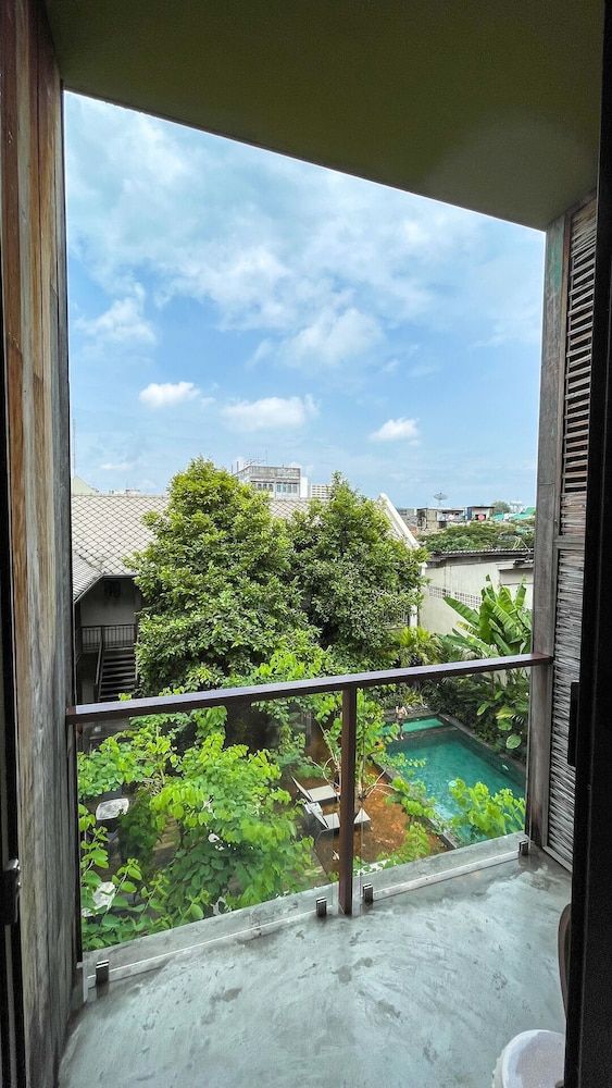 Villa Bangkok Formerly Villa Phra Sumen Standard Room, 1 King Bed, Garden View 6