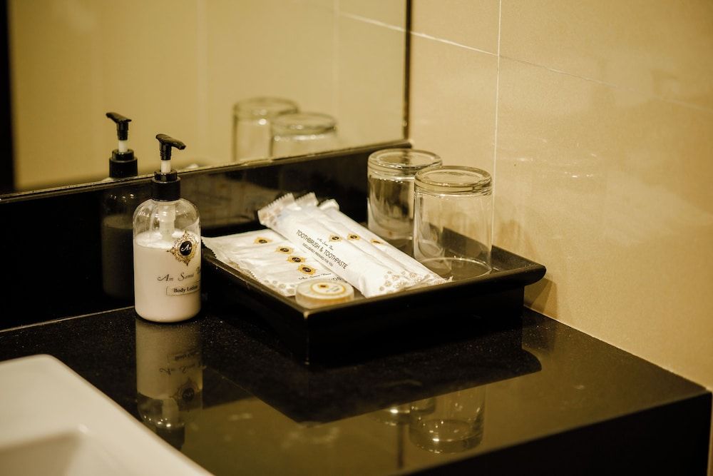 Am Samui Palace Deluxe Corner (No Soundproofing room) 14