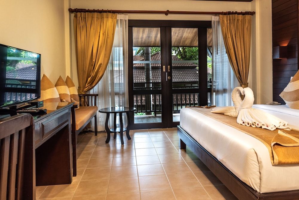 Am Samui Palace Superior Room Double or Twin