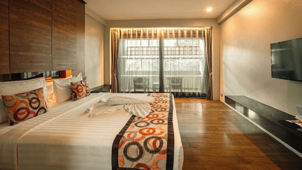 Am Samui Palace Deluxe Corner (No Soundproofing room) 6