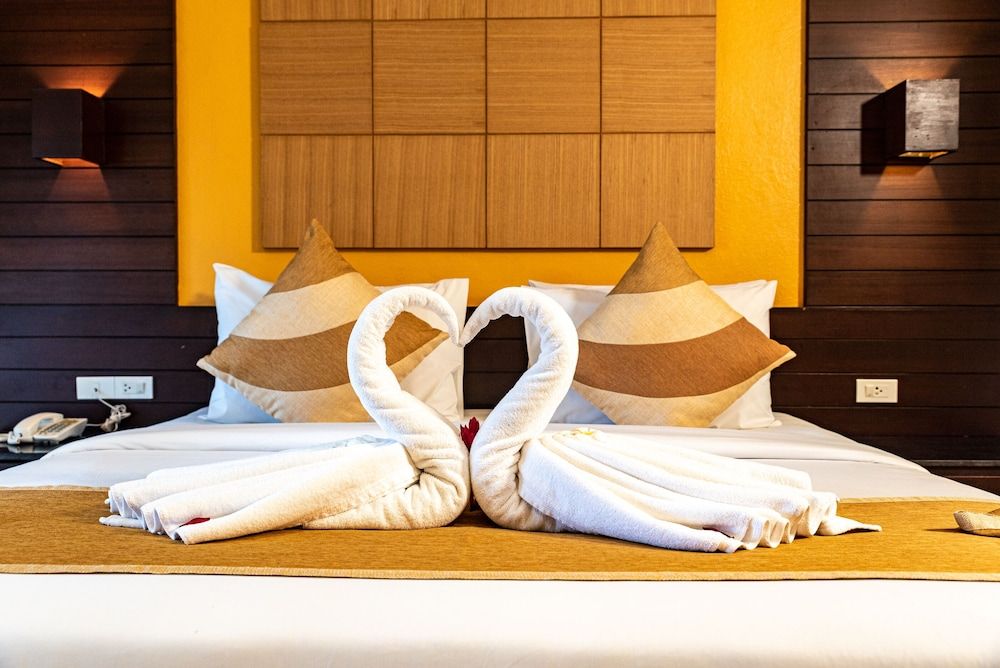 Am Samui Palace Superior Room Double or Twin 2