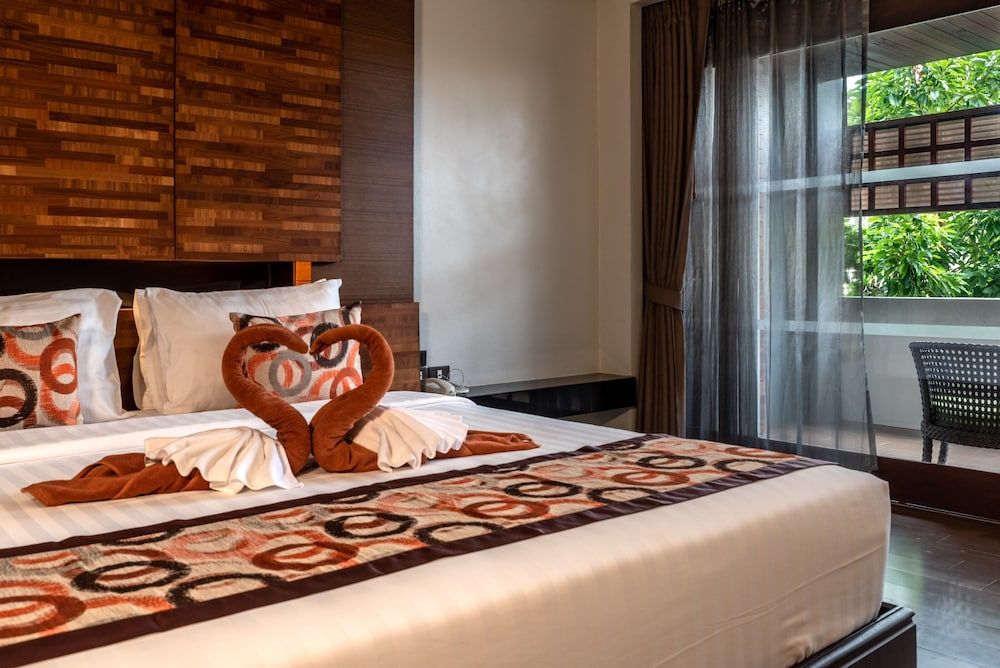 Am Samui Palace Deluxe Corner (No Soundproofing room) 5