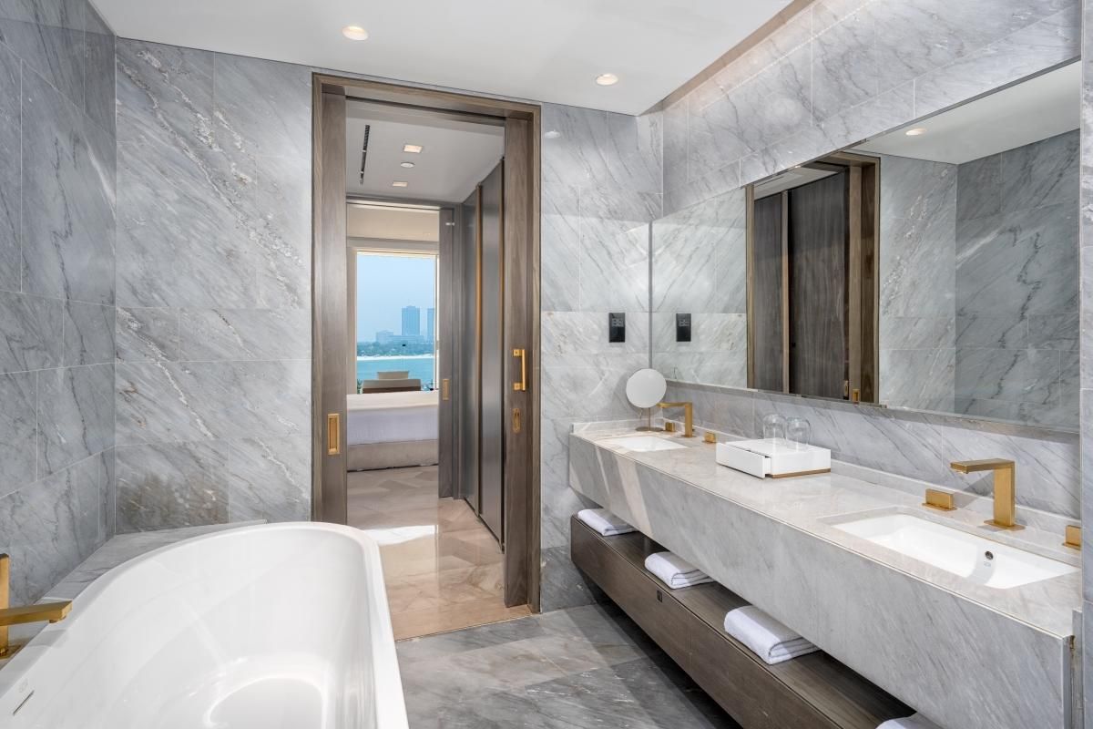 One Bedroom Apartment