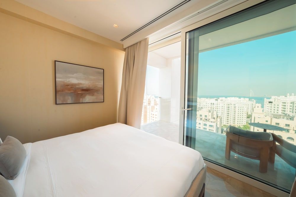 5 BED  Penthouse Duplex w/Pool