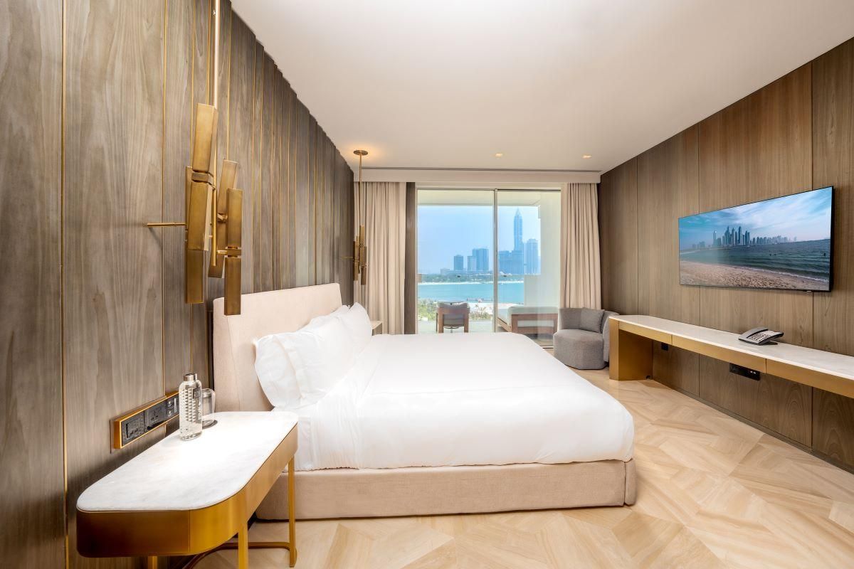 Terrace Pool Condo Suite