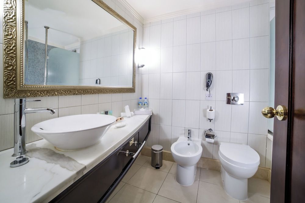 Sunday Suites Excelsior Hotel Deira (formerly Sheraton Deira) Deluxe Double King Bed Room 4
