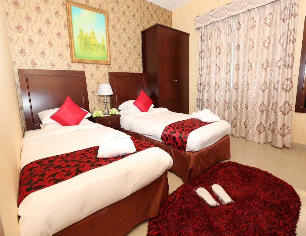 undefined Clifton International Hotel 2