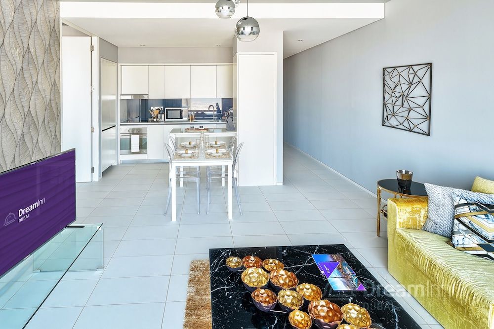 undefined Dream Inn Dubai Apartments - Index Tower 3