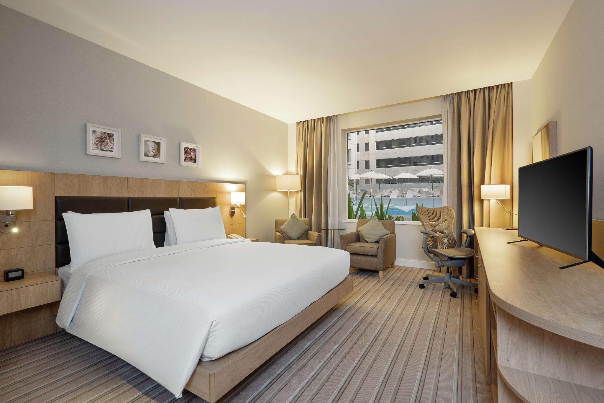 undefined Hilton Garden Inn Dubai, Mall Avenue 10