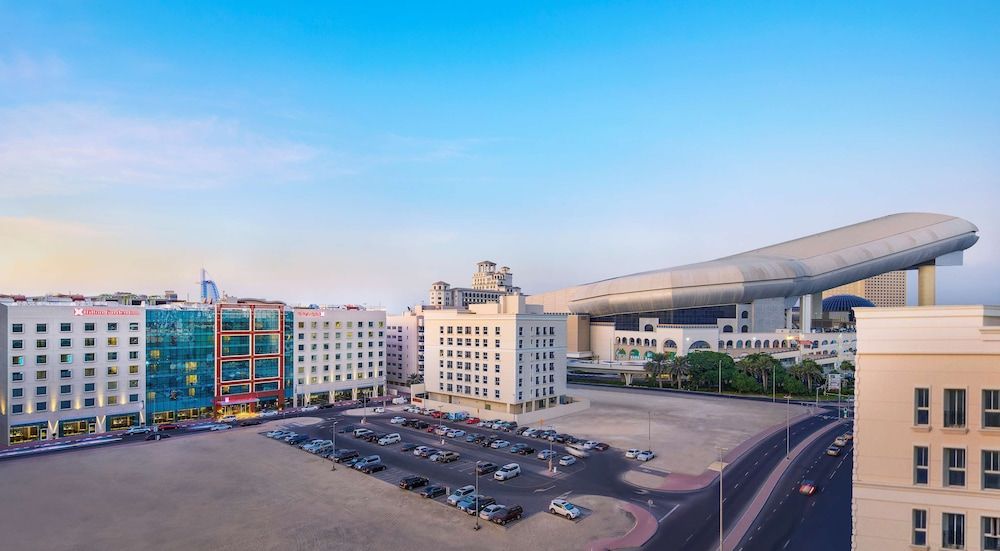 undefined Hilton Garden Inn Dubai, Mall Avenue
