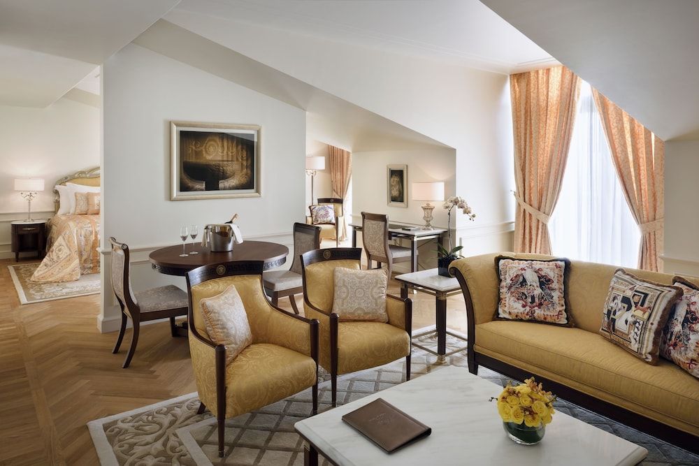 undefined Palazzo Versace Dubai 9