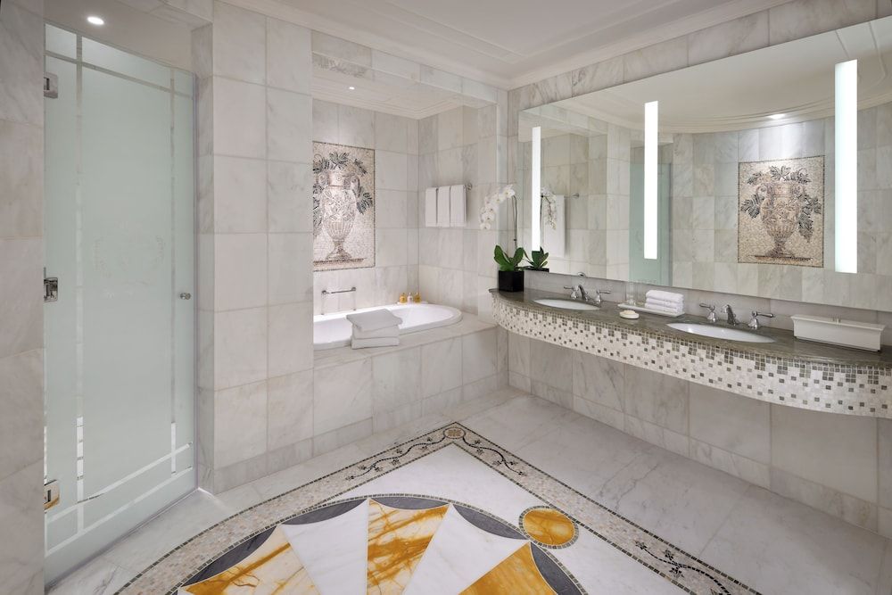 undefined Palazzo Versace Dubai 8