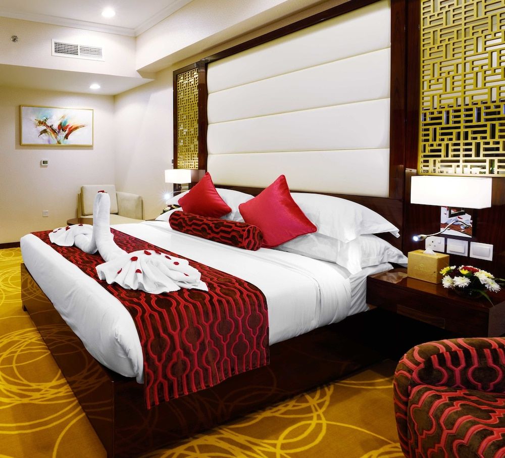 Pulse Al Jaddaf Hotel