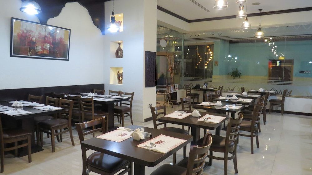 Al Jawhara Hotel Apartments