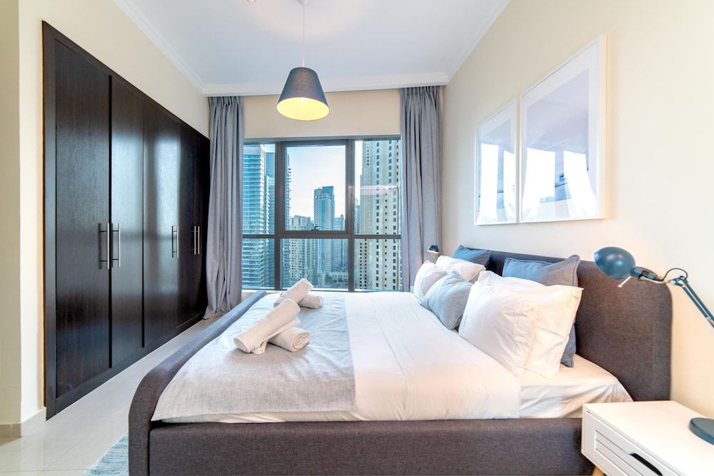 Dream Inn Dubai Bay Central
