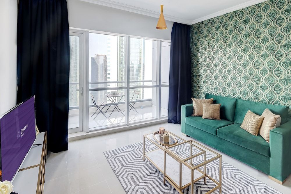 Dream Inn Dubai Bay Central