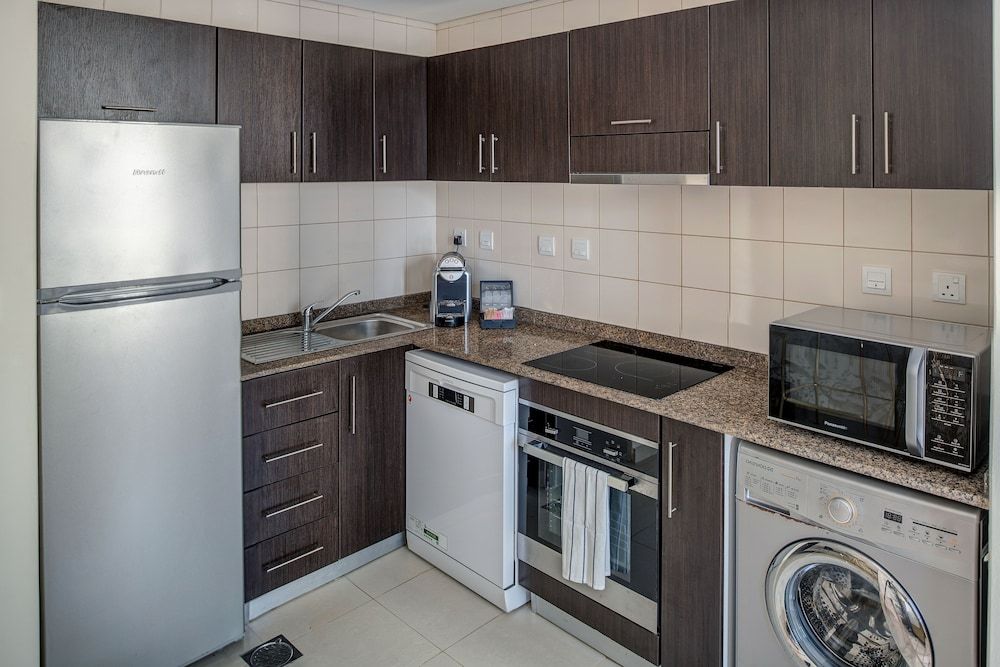 Dream Inn Dubai Bay Central