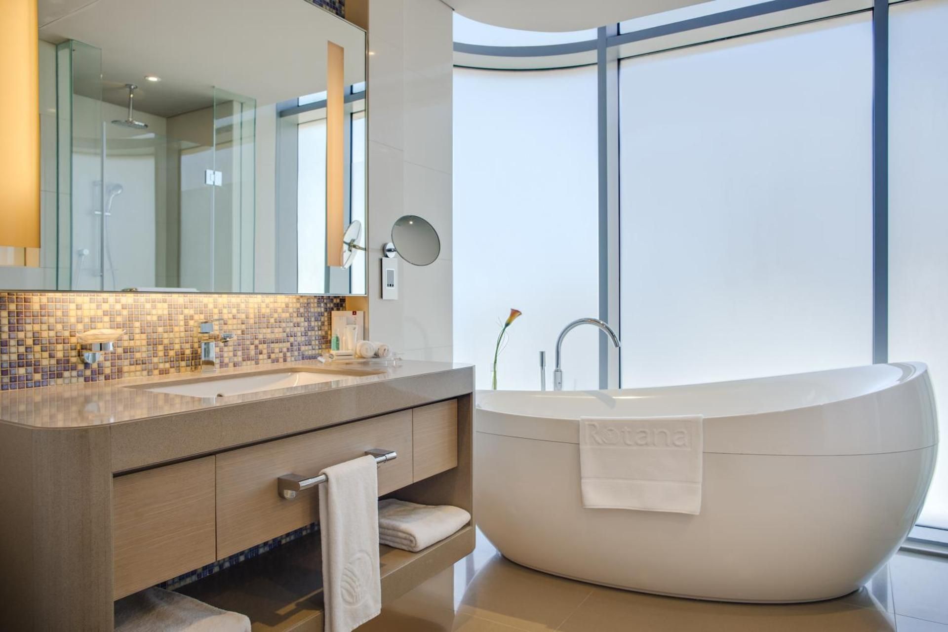 Spacious 1-Bedroom Suite