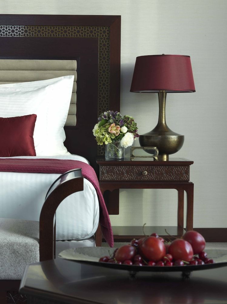 Bab Al Qasr Hotel Deluxe Room, 2 Twin Beds (Palace View) 2