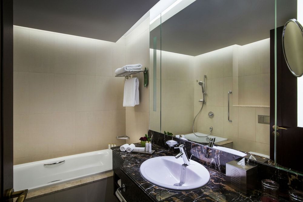 Bab Al Qasr Residence Studio, 1 King Bed (Residence) 3
