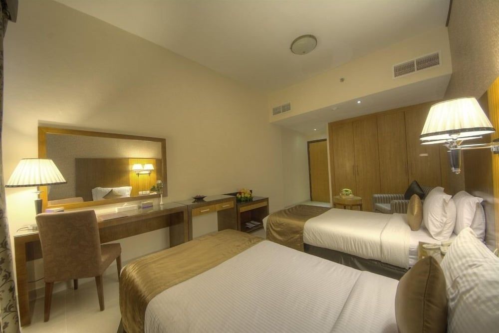 City Tower Hotel Standard Room 9