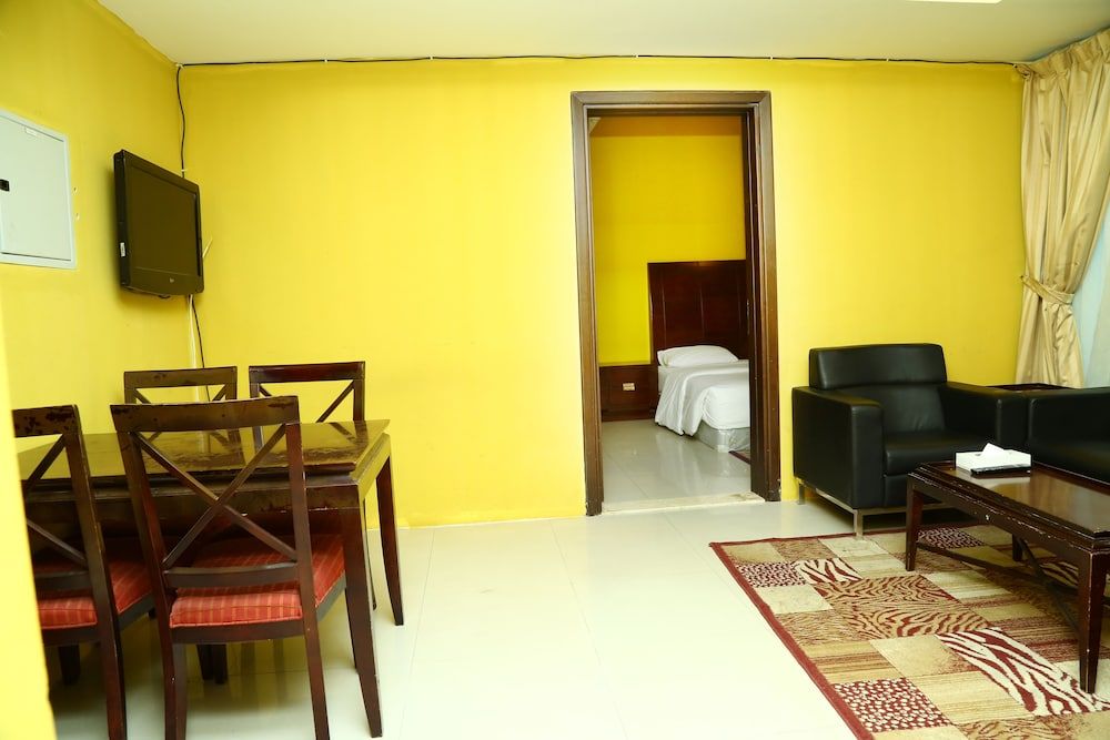 Golden Square Hotel Apartments Suite, 1 Bedroom 2