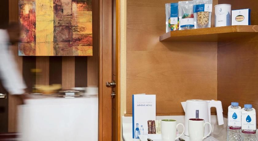 City Seasons Towers Premium Twin Room 15