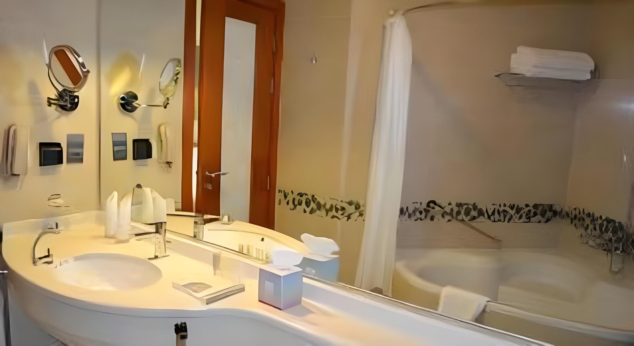 City Seasons Towers Premium Twin Room 12