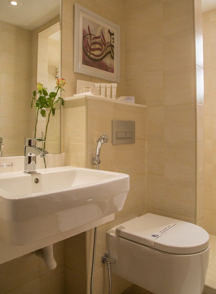 Action Hotel Ras Al Khaimah Classic Twin Room, 2 Twin Beds 7