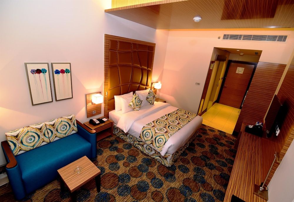 undefined Best Western Plus Pearl Creek 3