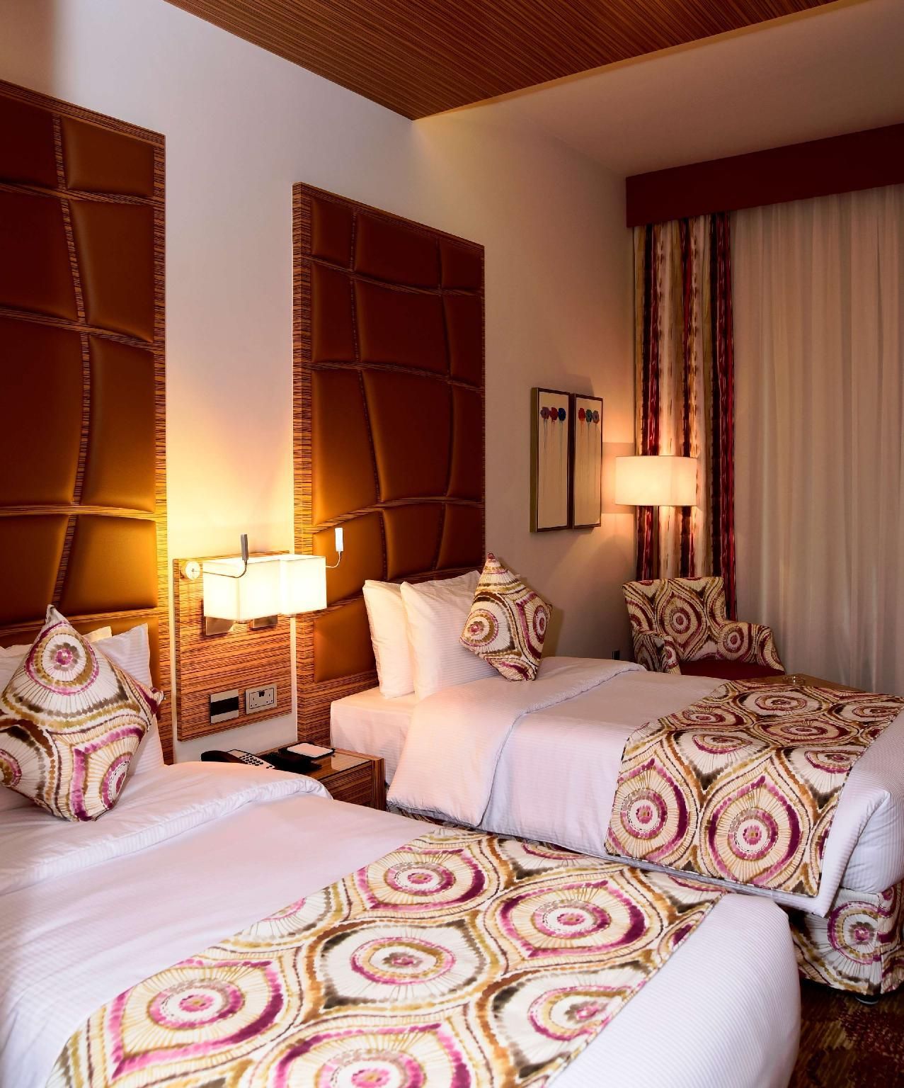 Best Western Plus Pearl Creek 2 Single Beds, NonSmoking, Standard Room 4