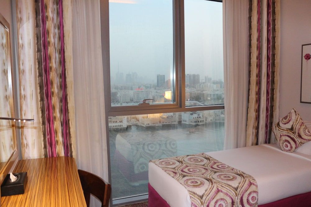 undefined Best Western Plus Pearl Creek 2