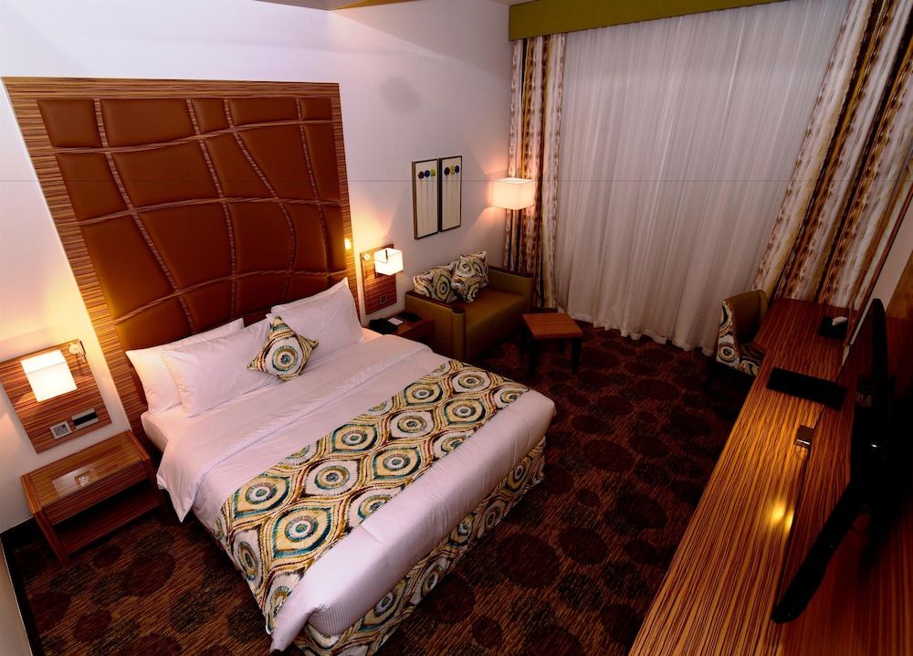 undefined Best Western Plus Pearl Creek 6