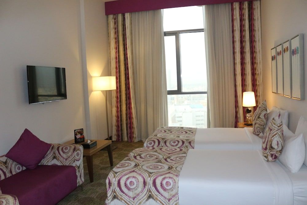 undefined Best Western Plus Pearl Creek 5