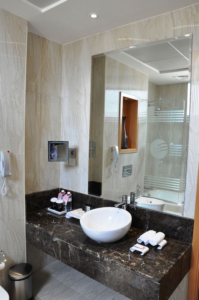 Fortune Park Hotel Deluxe Twin Room 5