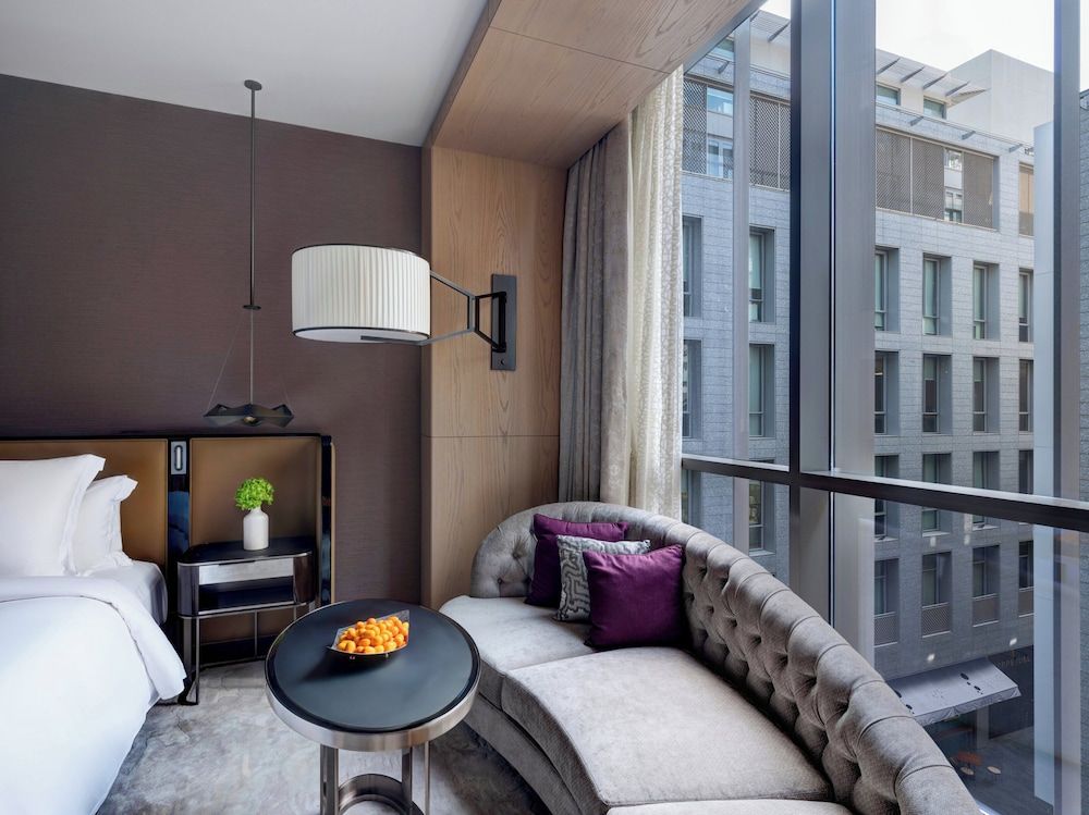 Four Seasons Hotel Dubai International Financial Centre Superior Room, 1 King Bed 8