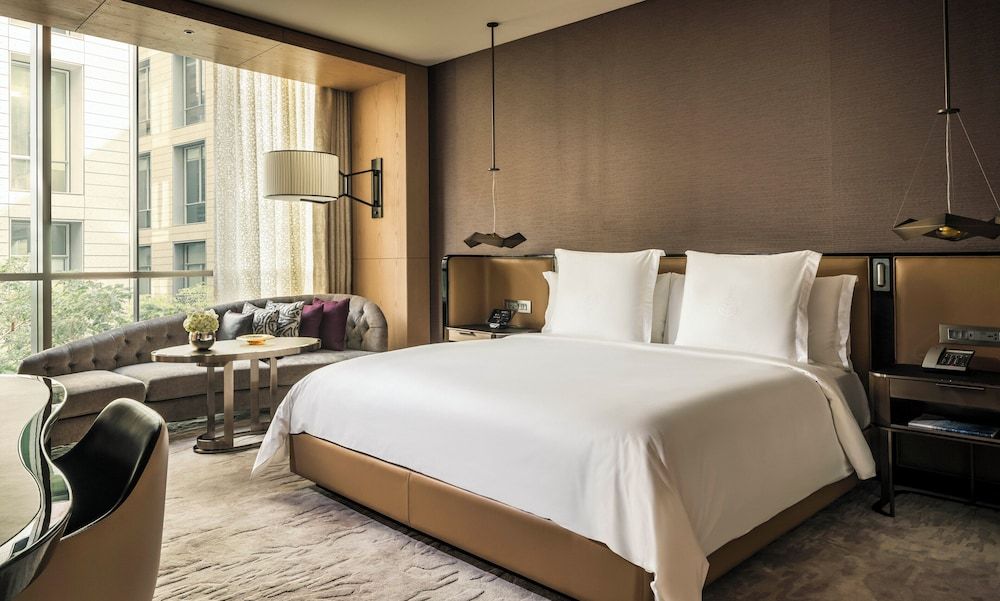 Four Seasons Hotel Dubai International Financial Centre Superior Room, 1 King Bed