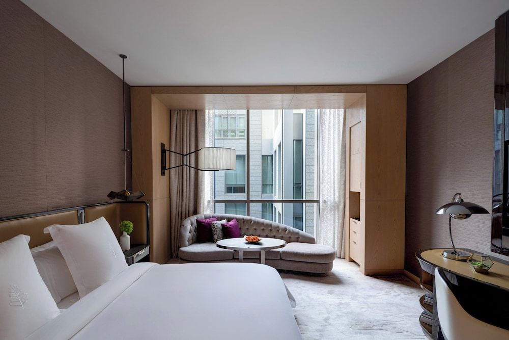 Four Seasons Hotel Dubai International Financial Centre Superior Room, 1 King Bed 9