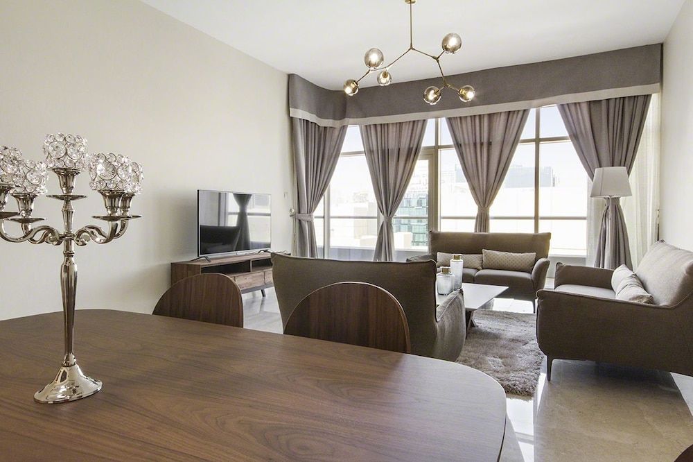 Bespoke Residences - Bay Square Bespoke Residences -Bay Square  One Bedroom Creek View 2