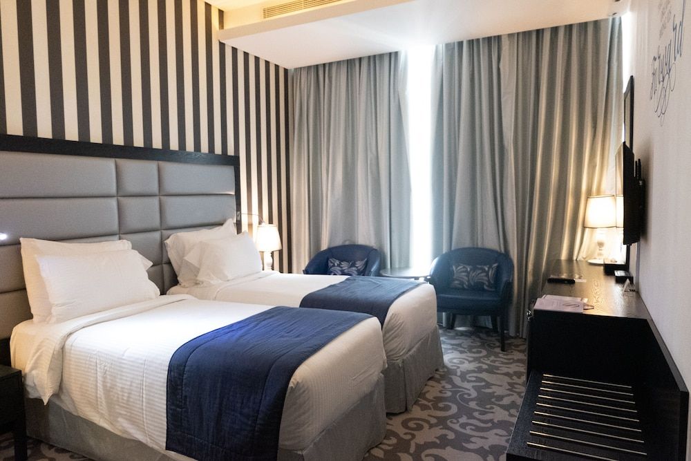 Signature 1 Hotel Tecom Classic Twin Room 5