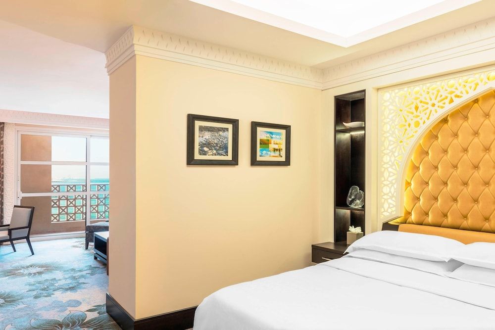 Family Room, Multiple Beds, Non Smoking, Balcony