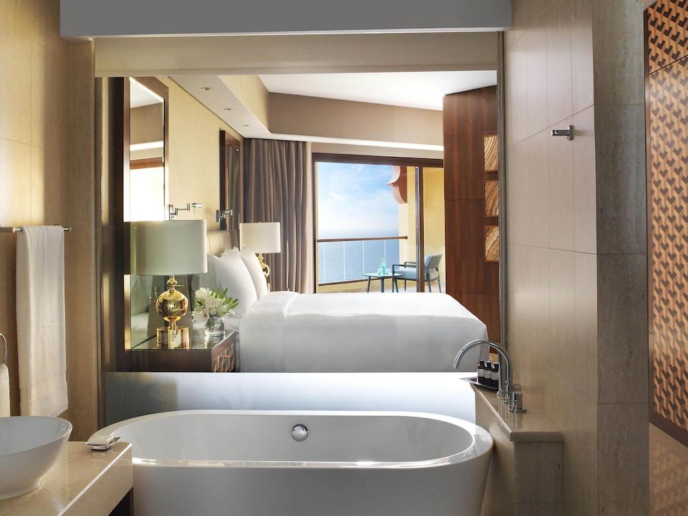 Suite, 1 Bedroom, Corner