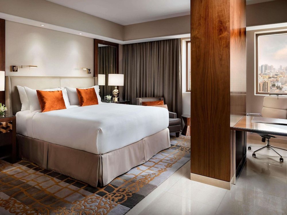 Fairmont, Room, 1 King Bed