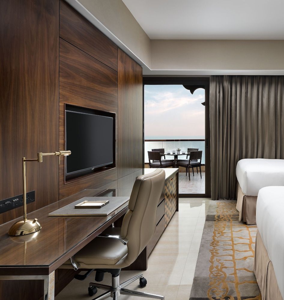 Deluxe 2 Bedroom Suite