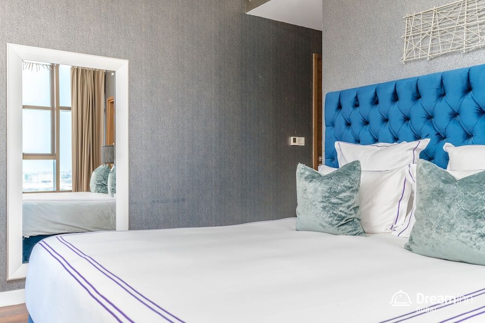 Dream Inn Dubai - City Walk Design Apartment, 4 Bedrooms, City View 6