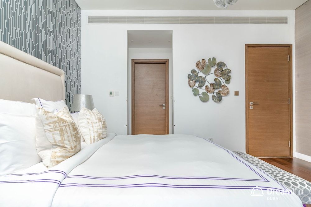Dream Inn Dubai - City Walk Design Apartment, 4 Bedrooms, City View 9