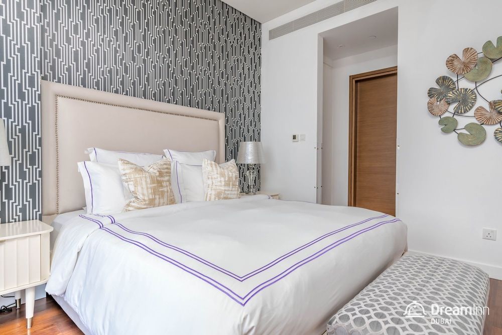 Dream Inn Dubai - City Walk Design Apartment, 4 Bedrooms, City View 8