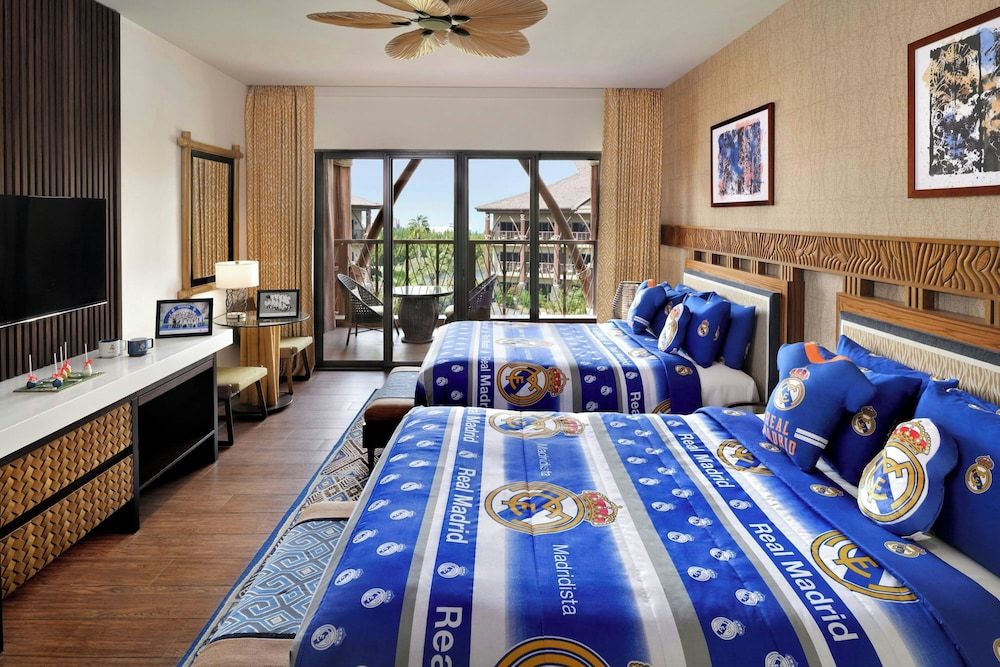 Room, 2 Double Beds, Non Smoking, Resort View